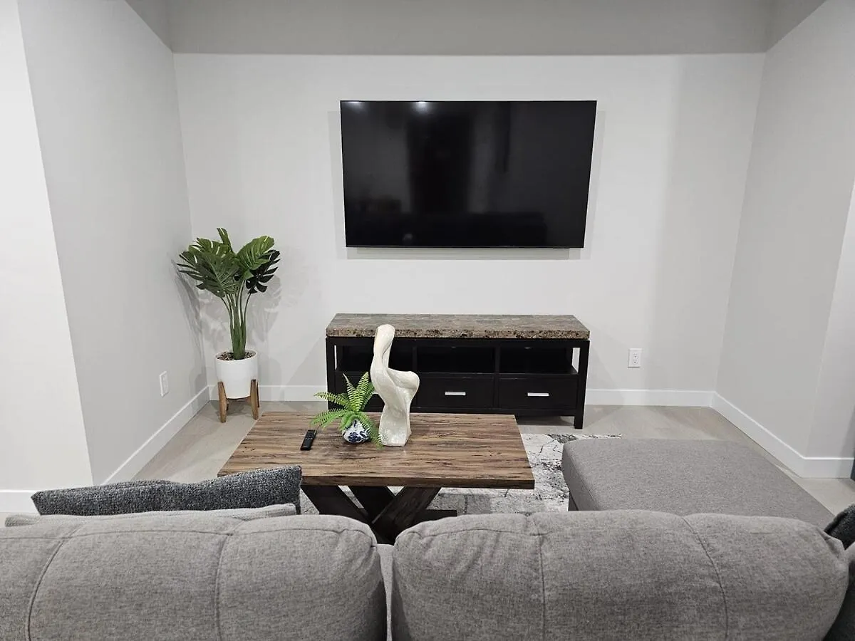 Apartment Brand-New Guesthouse-2Bedrooms Calgary