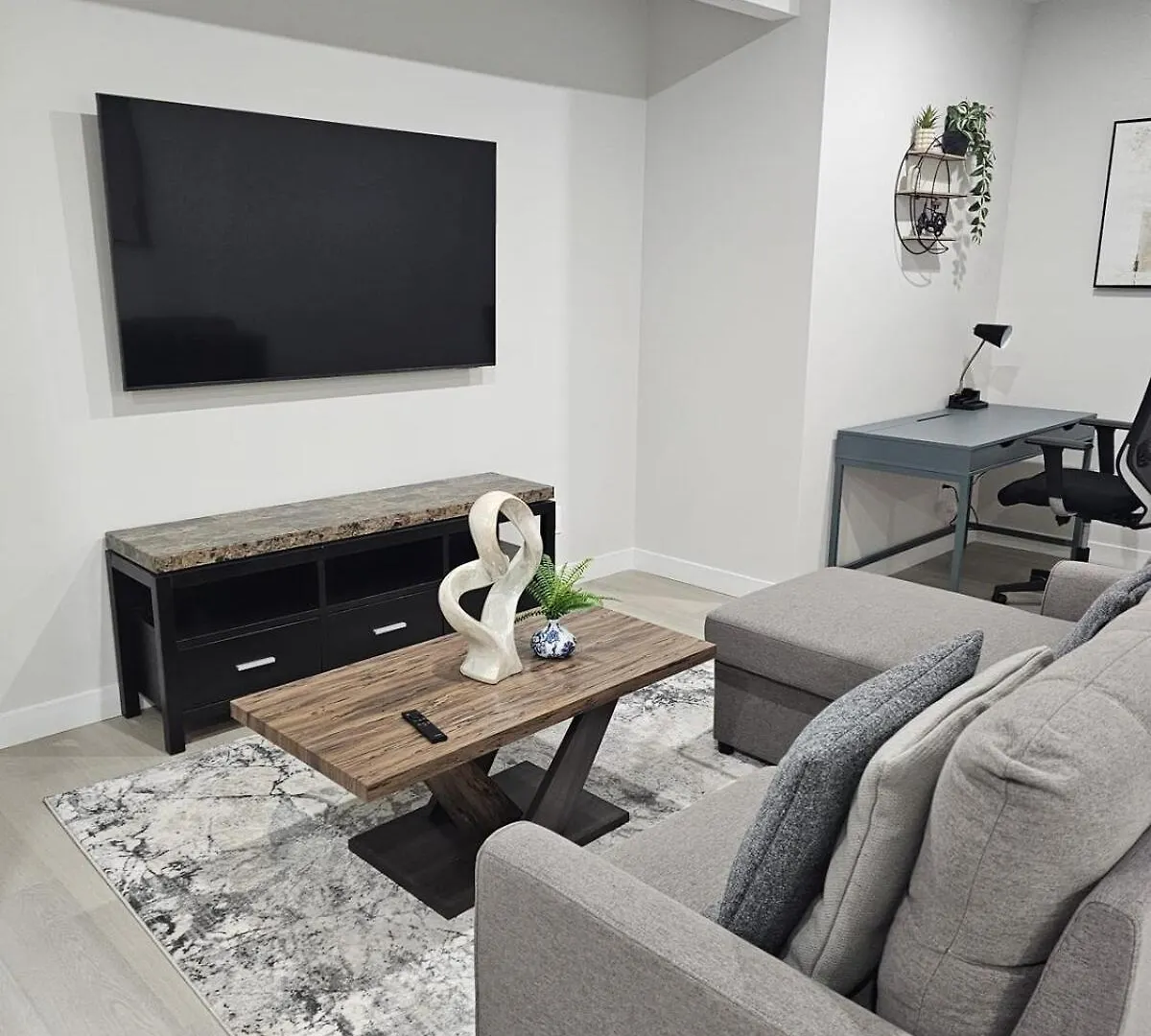 Brand-New Guesthouse-2Bedrooms Calgary 0*,  Canada