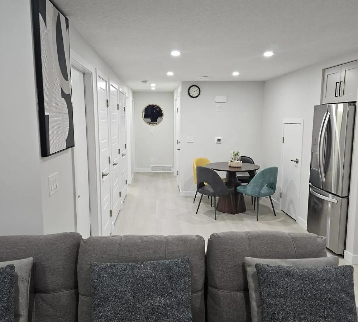 Apartment Brand-New Guesthouse-2Bedrooms Calgary
