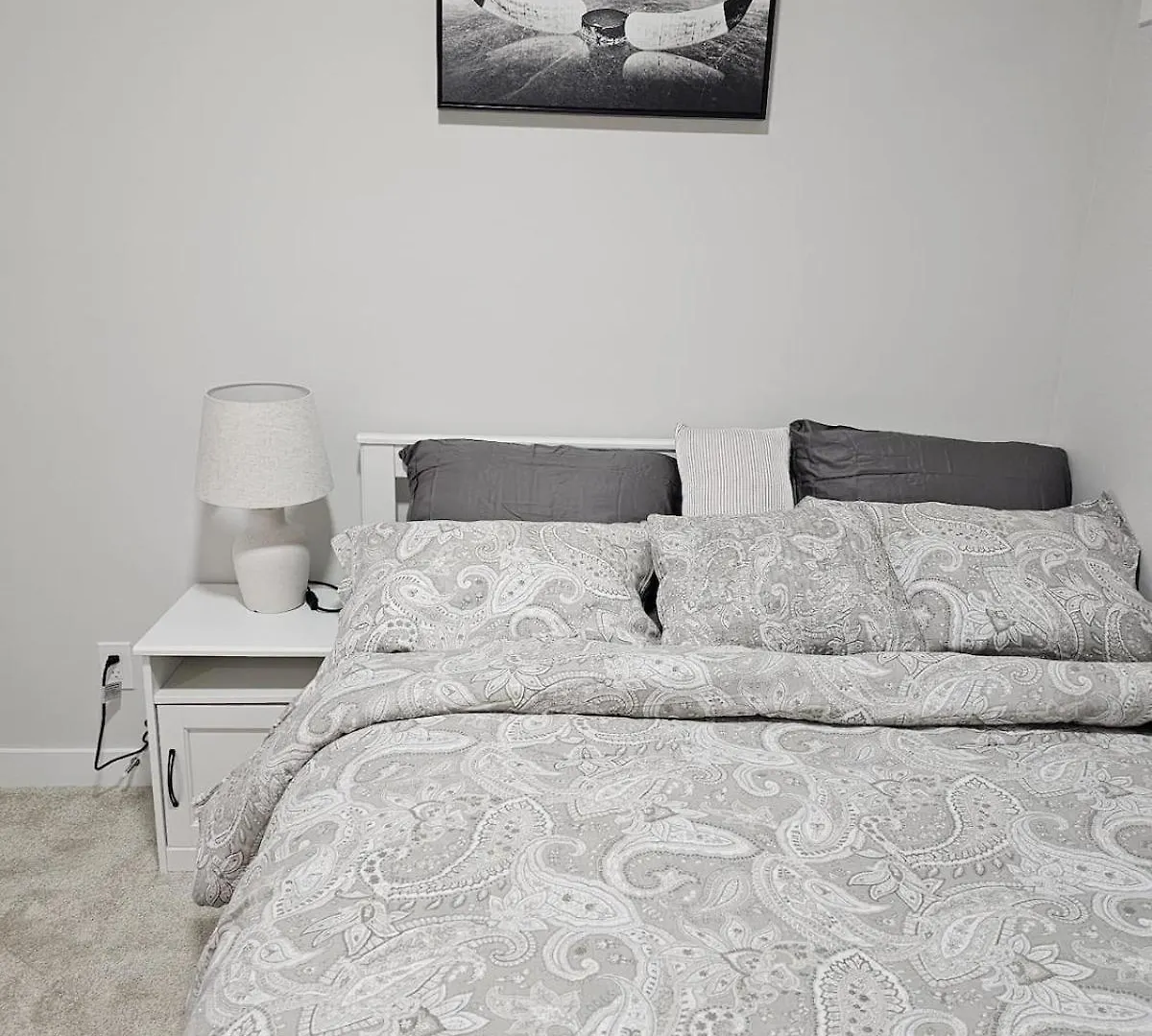Brand-New Guesthouse-2Bedrooms Calgary Apartment
